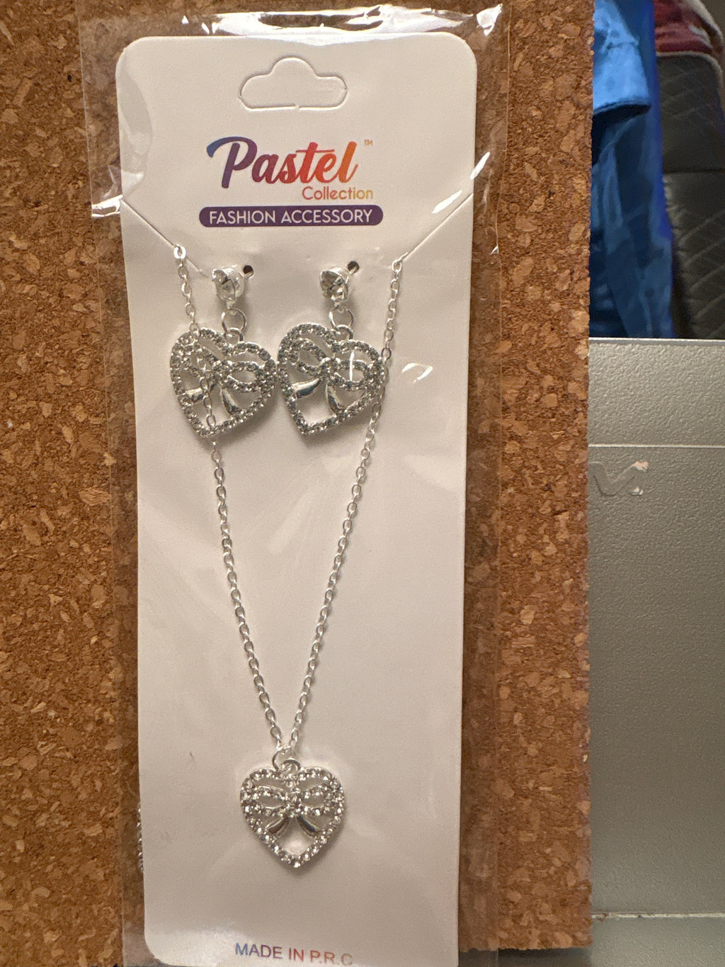 Lovely heart earrings and necklace set