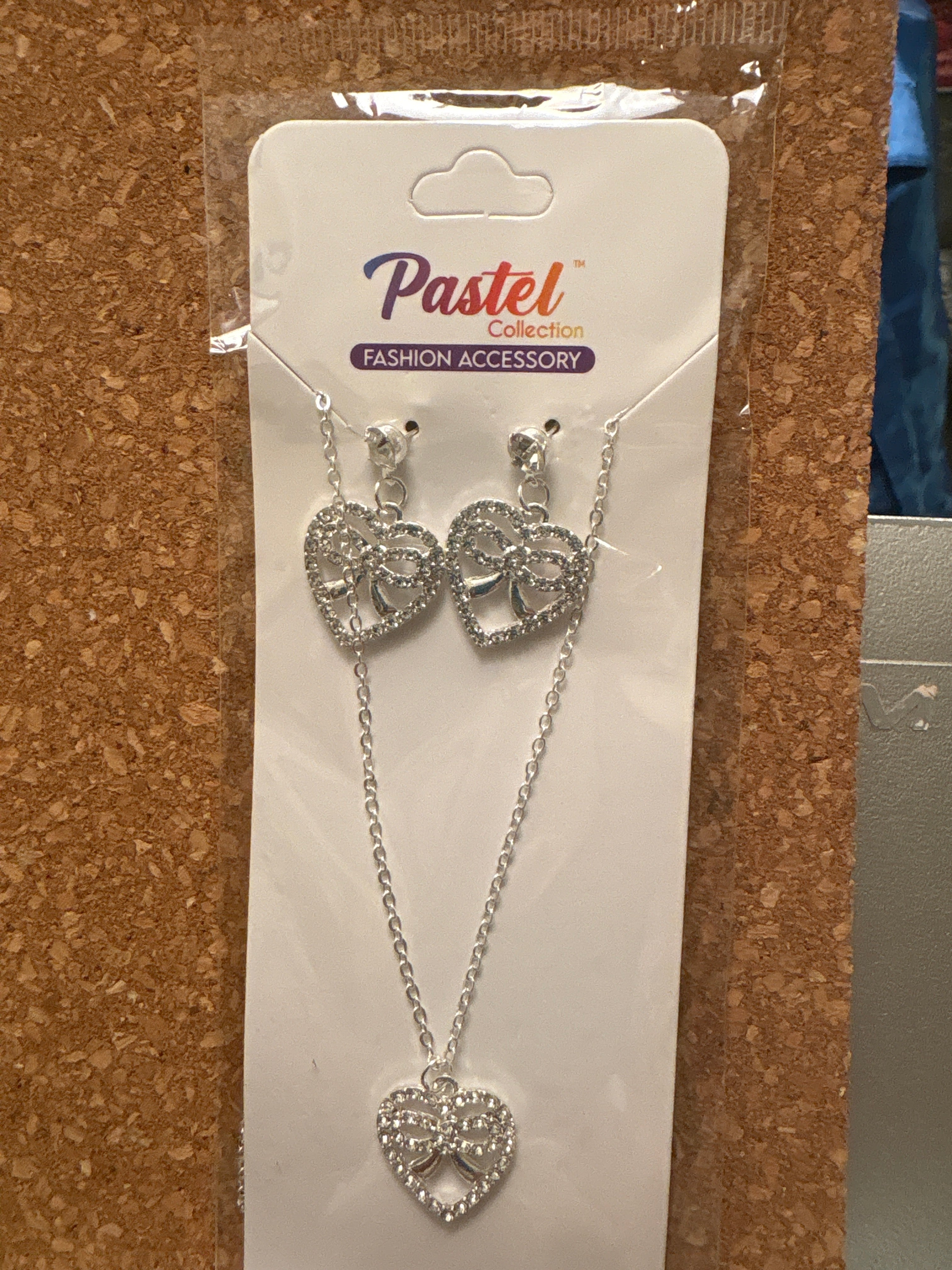 Heart necklace and earrings set